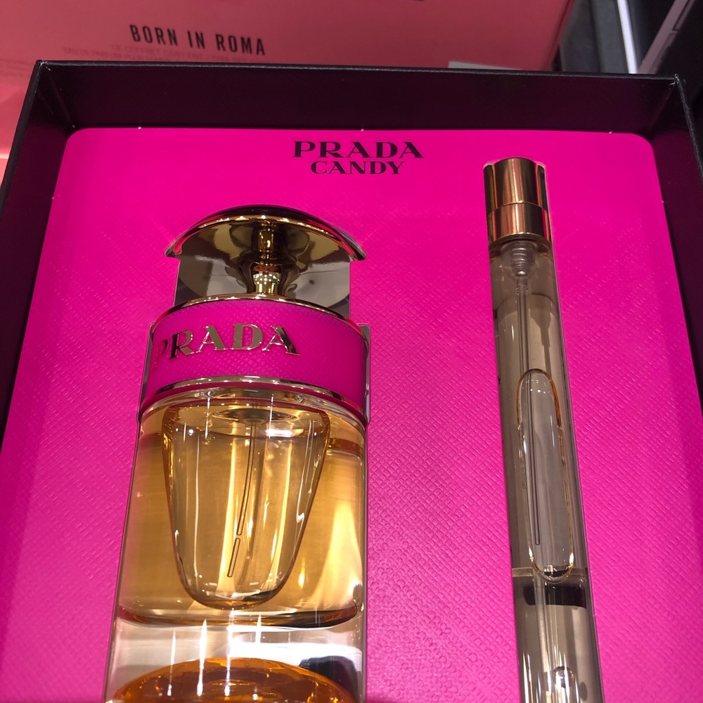 Candy Prada 1 oz set new